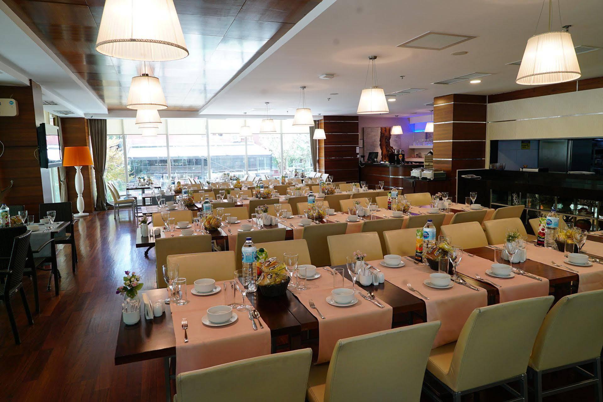 Alba Hotel Ankara Extérieur photo